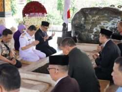 Ziarah ke Makam Bung Karno, Gubernur Lemhannas RI Teguhkan Komitmen Melanjutkan Warisan Pemikiran Sang Proklamator