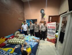 Polres Gresik Peduli, Anjangsana ke Anggota yang Sakit dalam Rangka Hari Bhayangkara ke-79