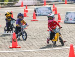 Sambil Nonton Reog di Grebeg Suro 2025, Rendra Dapat Juara Portal Suro Open Race 2025 Sekaligus