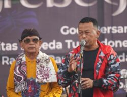 Setelah Parade Sepeda Tua Nusantara ke-IV, Ribuan Peserta Diundang Nonton Festival Nasional Reog Ponorogo dalam Grebeg Suro 2025