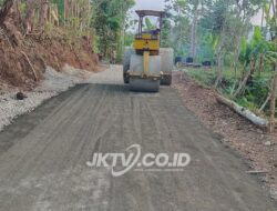Jalan Bangunsari Batas Ponorogo di Dusun Gondanglegi Teraspal 400 Meter Lagi