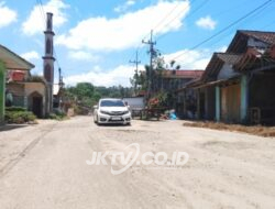 Dampak Tiga Galian Batu, Jalan Penghubung Antar Desa di Kecamatan Sawoo Rusak Parah dan Berlubang