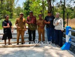 Rampung di Kerjakan, Lely Anggota DPRD Ponorogo Fraksi PDIP Mapan, Kawal Pembangunan Jembatan Prayungan – Kori