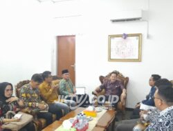 Di Ruang Kerja, PJ Sekda Kaur Bersama BPK – RI, Mengadakan Agenda Penting