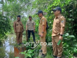 Waka l DPRD Kaur Bersama Pejabat Dinas PUPR Sidak Jaringan Irigasi, Perjuangkan Usulan Masyarakat Jembatan Dua