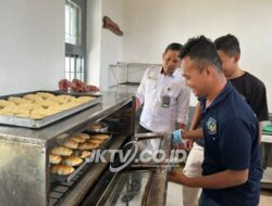 WBP Lapas Wonogiri Asah Keterampilan Kuliner Lewat Produksi Roti Pisang, Siap Mandiri Pasca Pembinaan