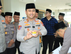 Kapolres Gresik Pimpin Tes Urine PJU, Seluruh Pejabat Utama Polres Gresik Negatif Narkoba