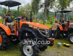 Presiden Prabowo Berikan Bantuan Alsintan Roda 4 Untuk Petani Pacitan