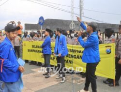 Humanis, Polres Probolinggo Beri Layanan Aksi Damai PC PMII