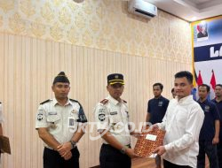 Lapas Wonogiri Serahkan Remisi Khusus Waisak 2570 BE kepada Warga Binaan Beragama Buddha
