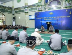 Wakapolri Ajak Doa Bersama untuk Keselamatan Negeri Saat Sambutan di Kegiatan Maulid Nabi di Masjid Al-Ikhlas
