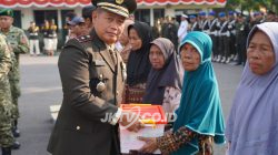 Korem 081/DSJ Sediakan Makan Gratis dan Bagi-Bagi Bansos